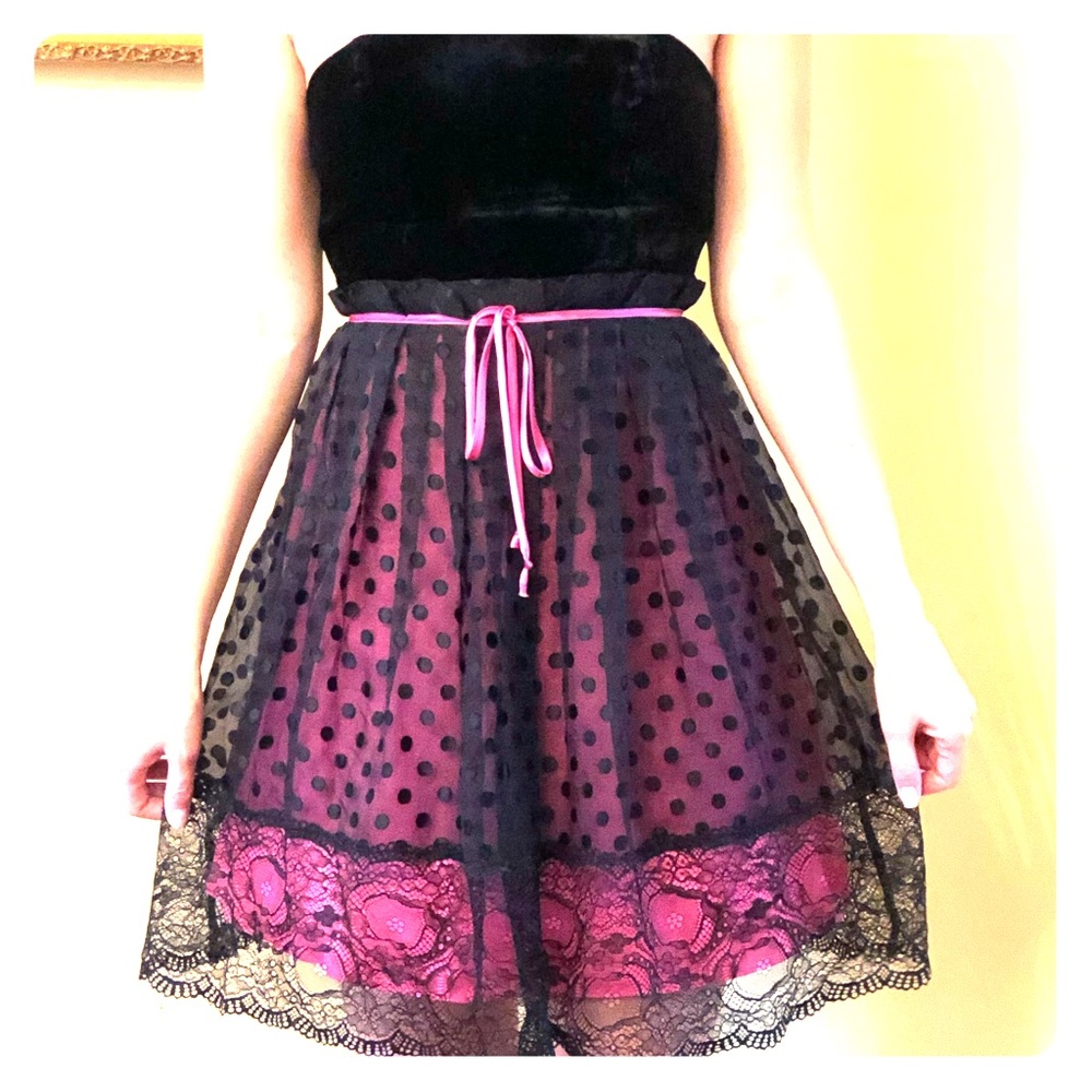 Betsey Johnson black/fuchsia dress